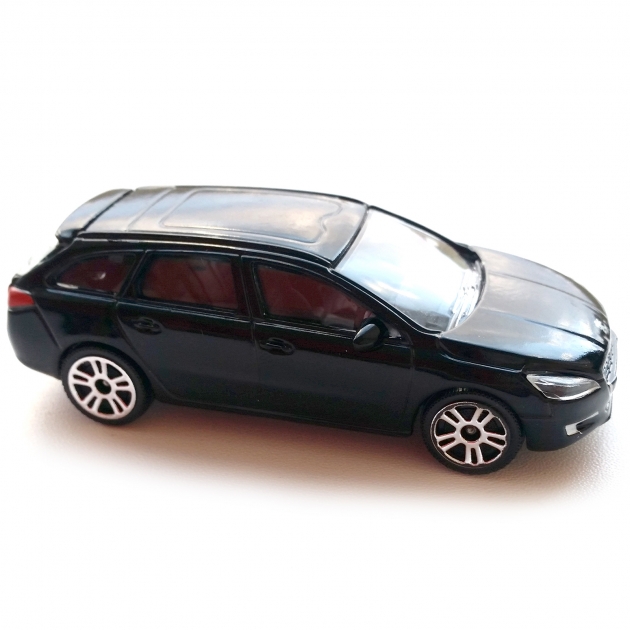 Коллекционная машинка Majorette Peugeot черная 7.5 см 205279