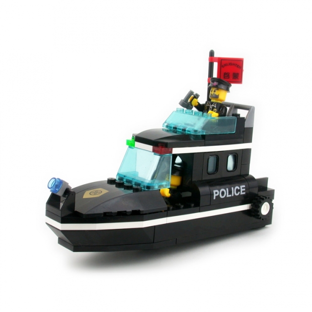 Пластиковый конструктор полицейский катер 95 деталей Brick 130