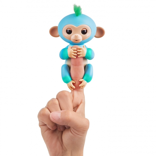 Fingerlings Обезьянка Чарли голубая с зеленым 12 см 3723 интерактивная игрушка робот WowWee