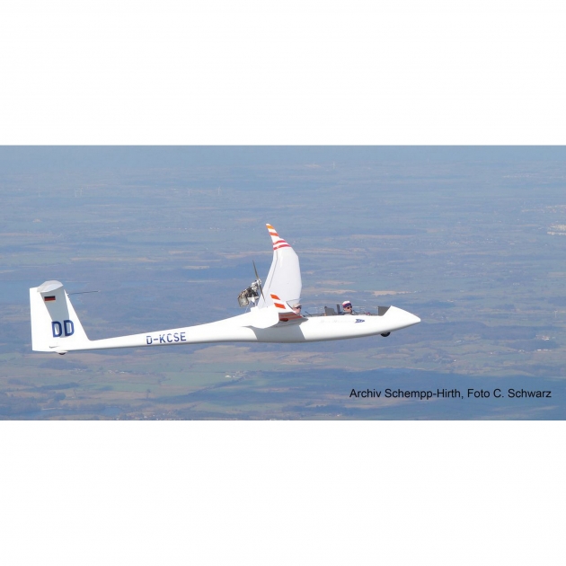 Модель самолета Revell Glider Duo Discus & Engine 1:32 03961R