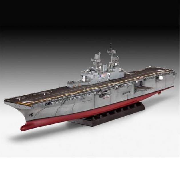 Десантный корабль uss iwo jima американский Revell 05109R