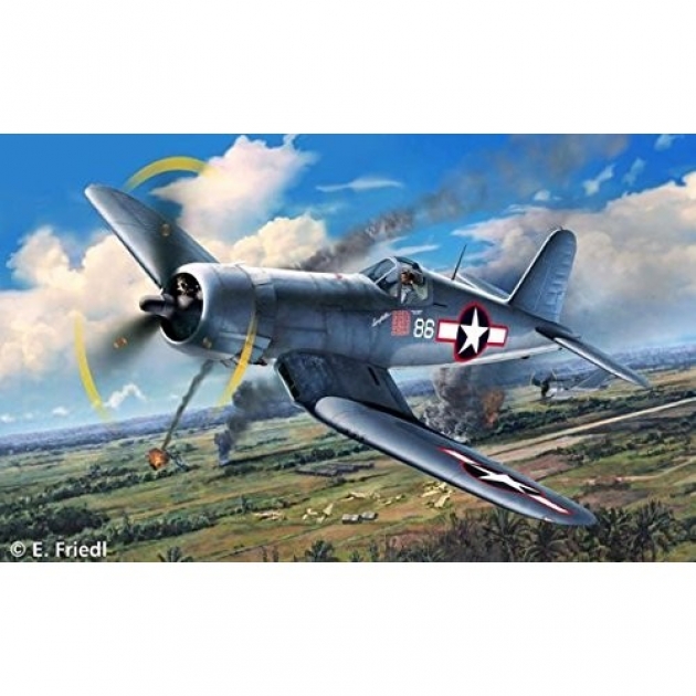 Набор со сборной моделью самолета vought Revell 63983