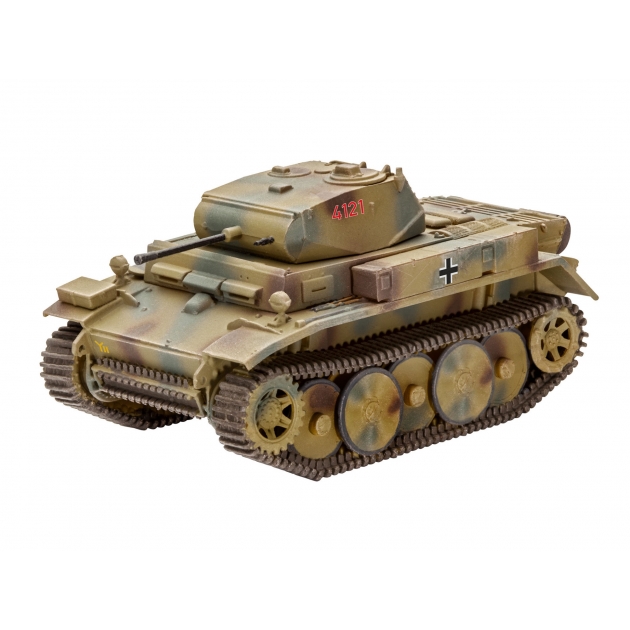 Сборная модель немецкий лёгкий танк pz kpfw ii Revell 03266R