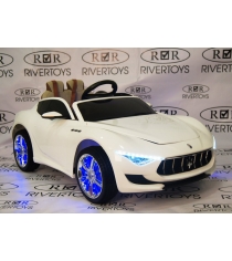 Электромобиль Maserati белый
