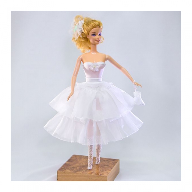 Одежда для кукол белое платье с аксессуарами Виана 11.047